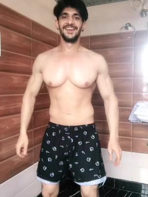 angyflam? (@angyflams) on TikTok Auguri donne ?? #trend #perte #dance #viral #fyp #tiktokviral