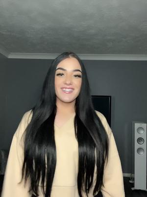 snow white (@snowwhite418) on TikTok k someone buy me makeup ?#viral #cursedimages #positivevibes #fyp #foryoupg #foryoupage #tiktoklives #musiclives @tiktok #workout #homeworkout #foru