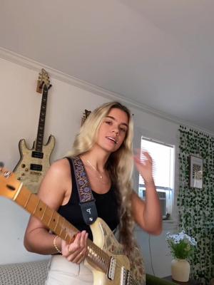 Zoie Burgher (@thenewzoie) on TikTok 