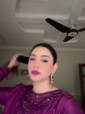 valeria (@vibewval) on TikTok this is harder than it looks ? #wipeitdownchallenge #wipe #mirrorchallenge #fyp #foryoupage #tiktokwellness #esportsforall #AlmondWalk