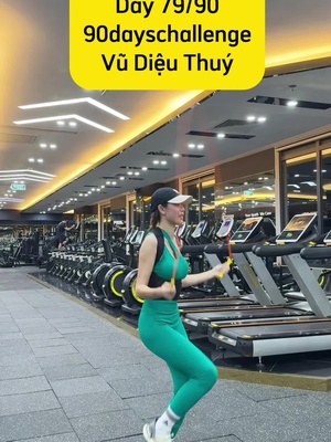 💚💚💚 #foryoupage #fakebodyy⚠️ #fakebodytiktok #im19tiktok #im19tiktokdonttakethisdown #fyp #fyp  | Country: GB