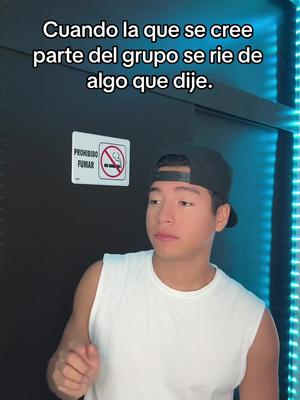 Que es peor? El man tratando de prender la secadora conmigo adentro. La narración. Yo haciendo un baile de TikTok  después de salir de una secadora...