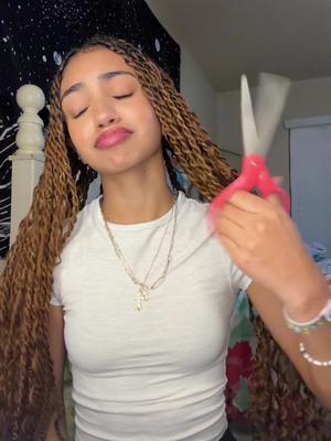 erica l (@ericalikespeanutbutter) on TikTok i’m bored say hi #fyp #ScoobDance #jumpman #ChipotleSponsorMe #viral #zyxcba #mycrib