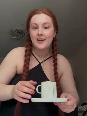 Cammy tries new approach #curvy #curvytiktok #curvytiktok #gym #workout #3d #animation #metoporon #overwatch #cammy #streetfighter  #hacks  #cosplay #gamergirl  | Country: EE