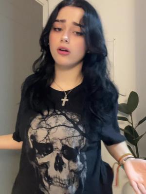 Nati Saal (@natsaal) sur TikTok Look para Año Nuevo #newyork #ny #2020