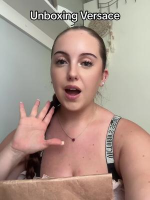 hola yo solo vengo a mostrar mi bikini nueva #fyp ️bikini ️FAKE BODY @tiktok